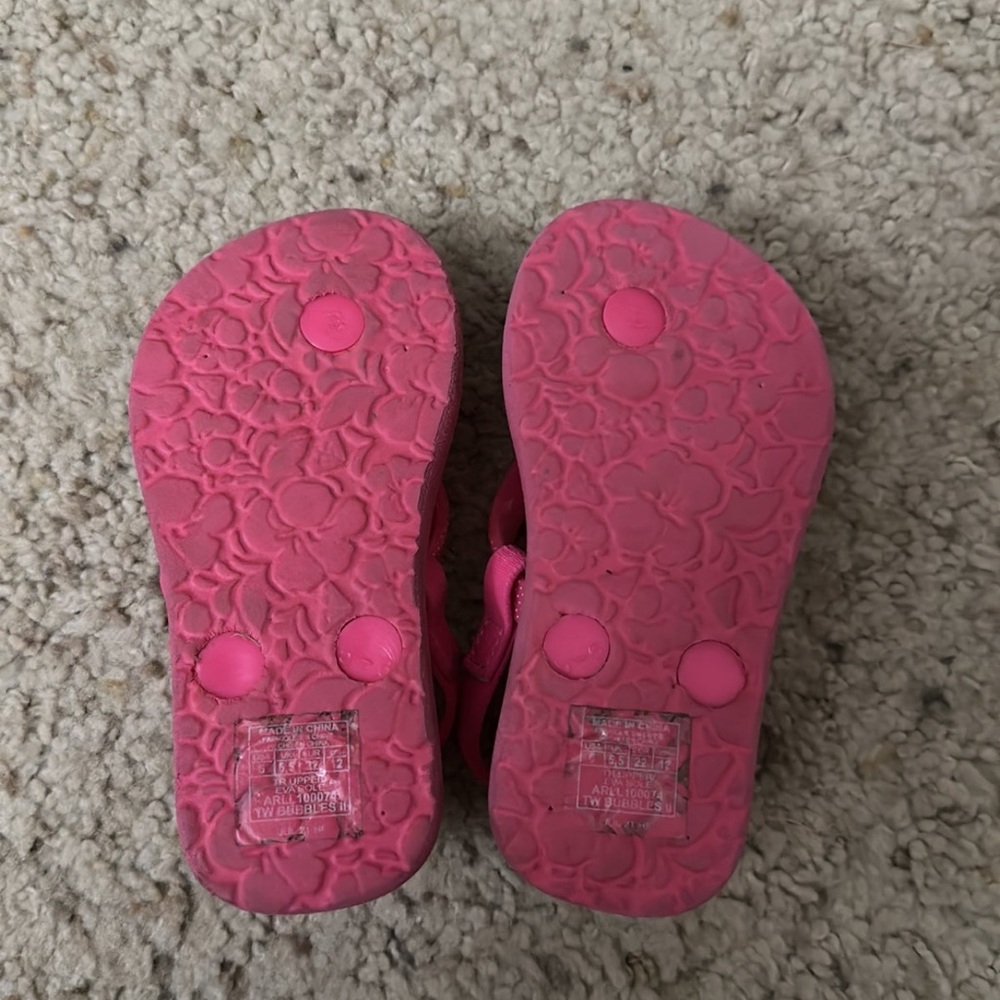 Toddler Roxy Sandals - Picture 3 of 3